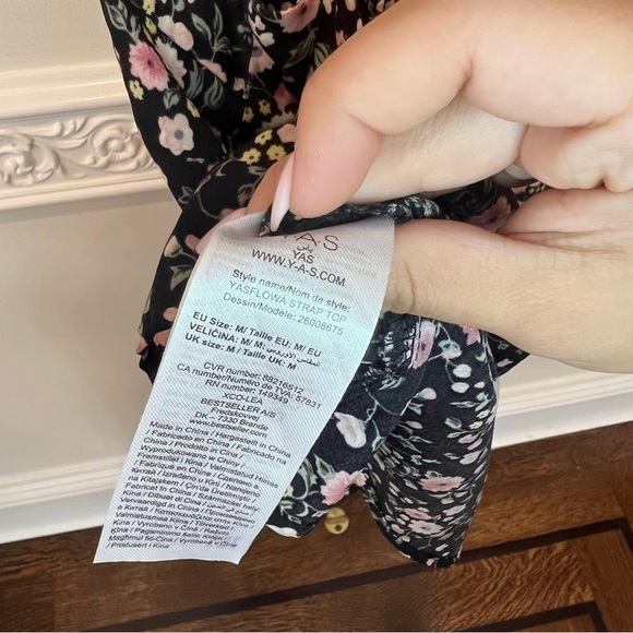 Y.A.S Floral Ruffle Tank Top - Picture 6 of 6